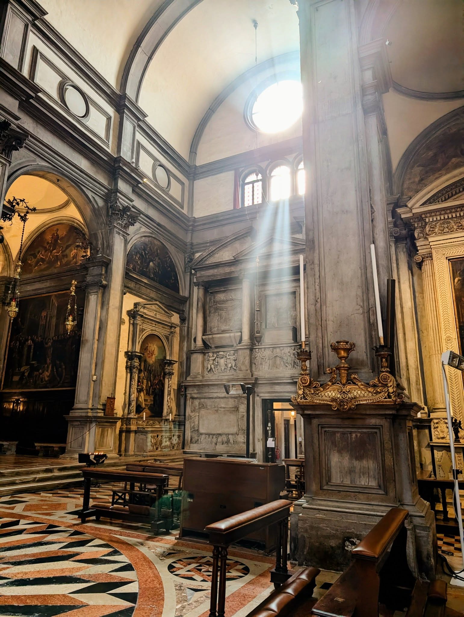 子貓玲 CoNeCoLin 伍洋